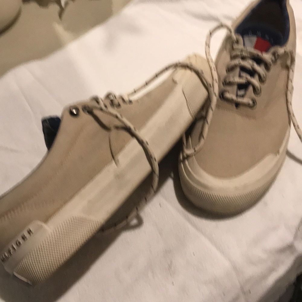 Shoes - Picture 3 of 6